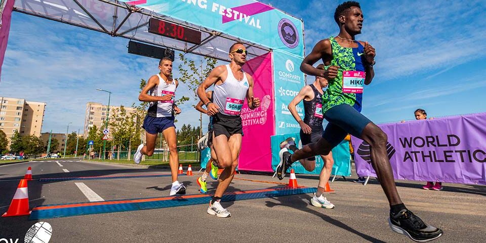 Brasov-Running-Festival-alergare-pe-asfalt-fotografie-sportiva